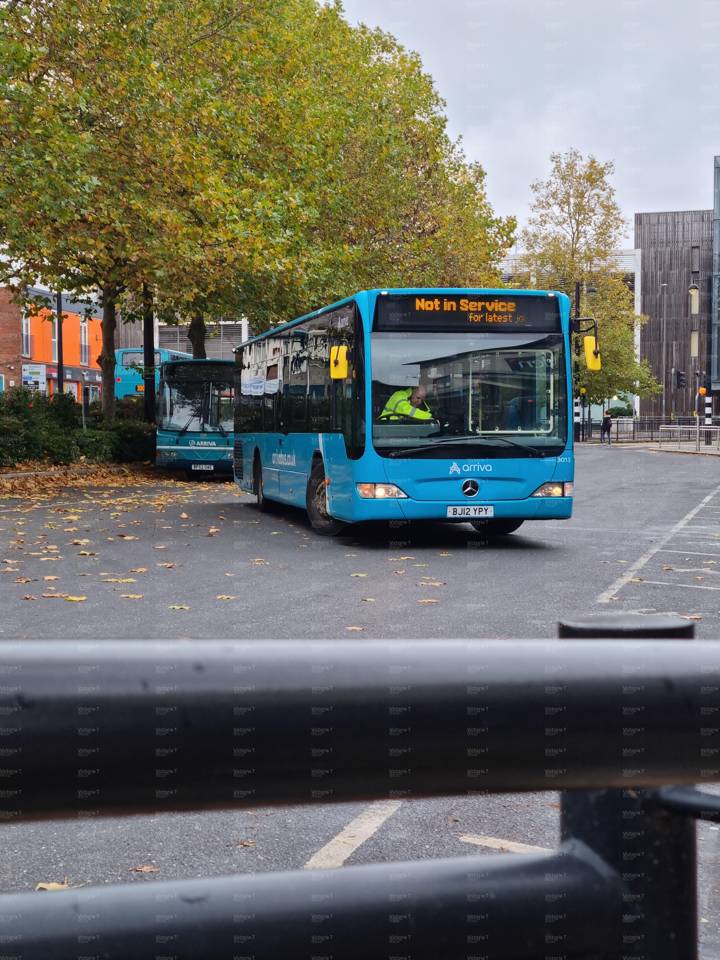 Image of Arriva Beds and Bucks vehicle 3013. Taken by Victoria T at 10.52.54 on 2021.11.04